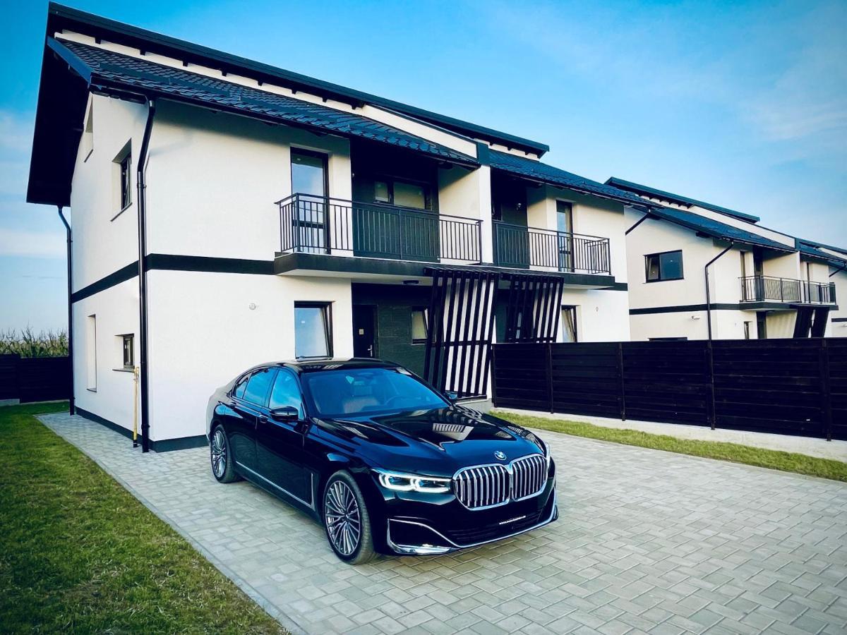 Express Estates Lisaura Exterior foto